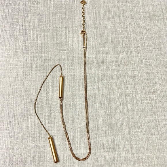 Kendra Scott Shelton Necklace in Rose Gold - Picture 3 of 7